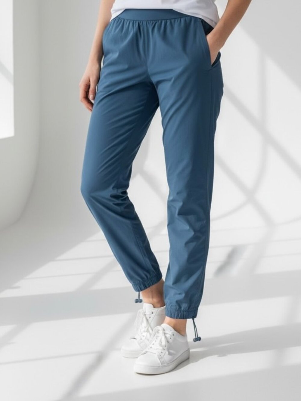 🏃 Lululemon Surge Jogger Shorter Mens Sz S Blue